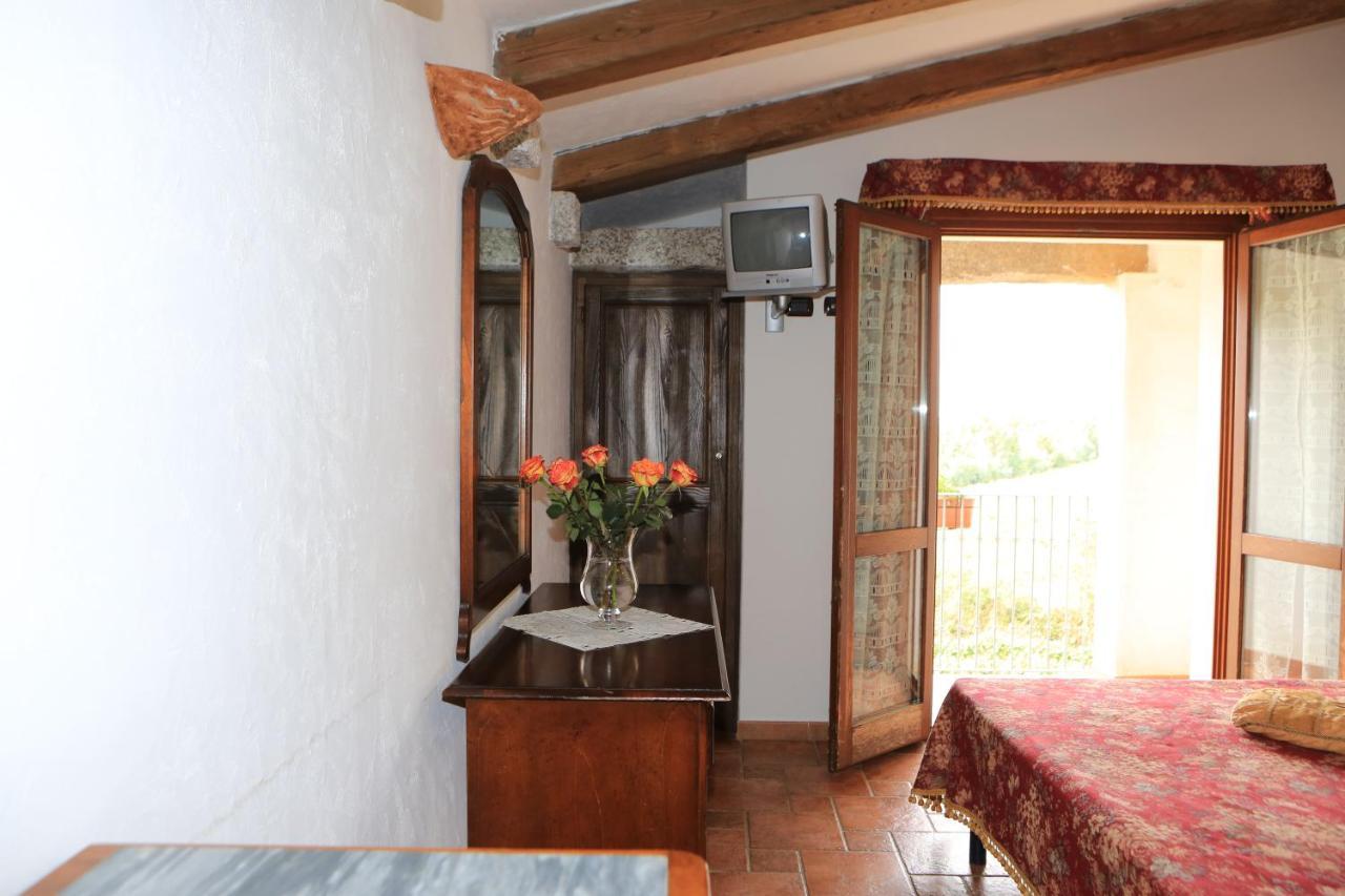 Agriturismo Vermentino Monti Extérieur photo